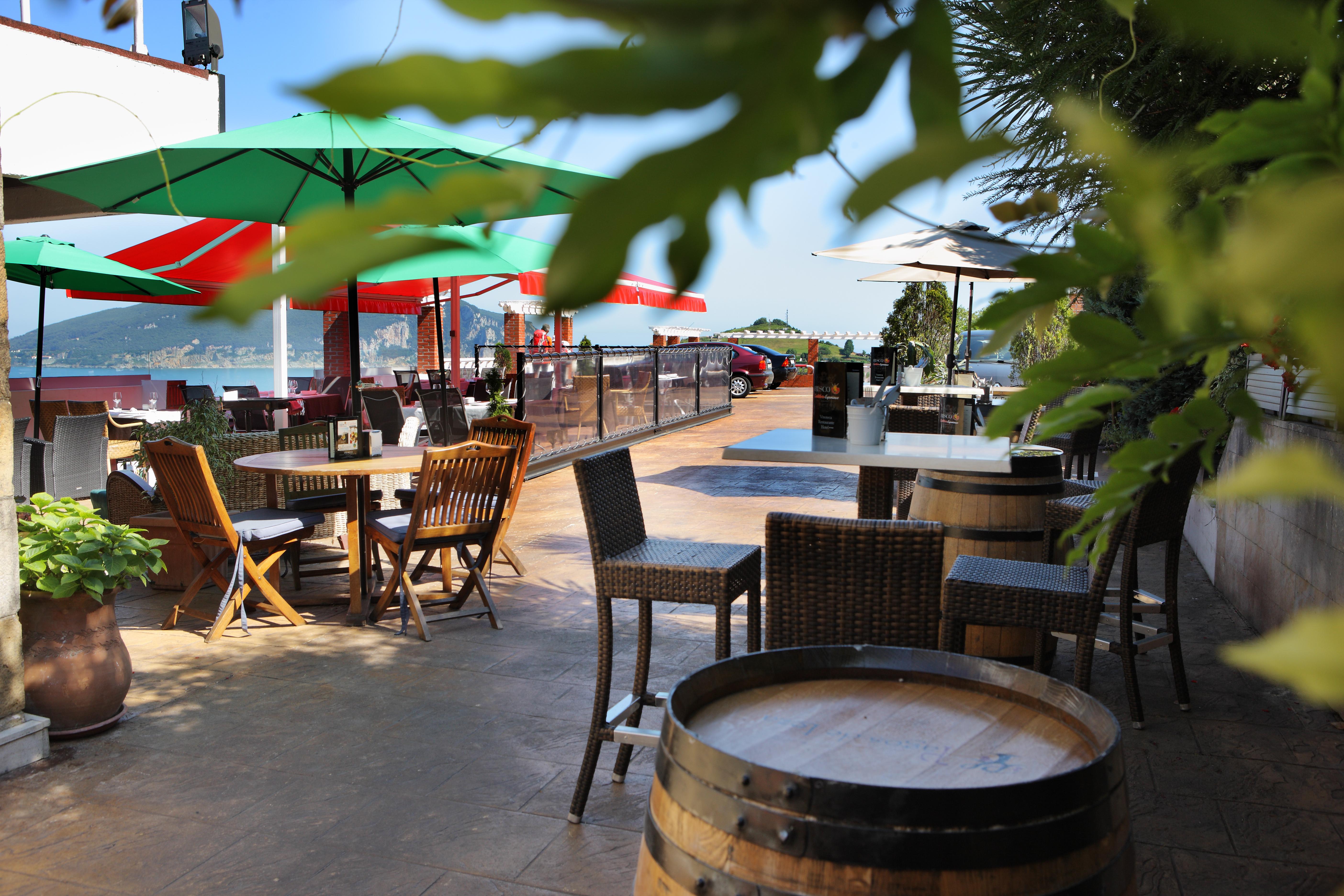 Hotel Restaurante Risco Ларедо Екстер'єр фото