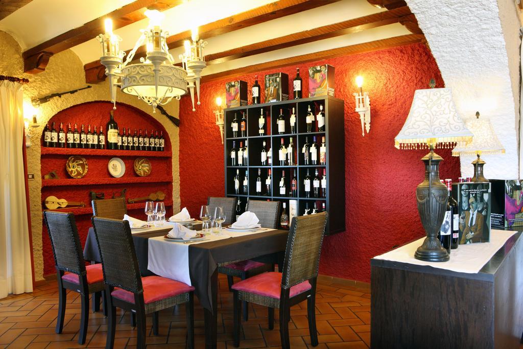 Hotel Restaurante Risco Ларедо Екстер'єр фото