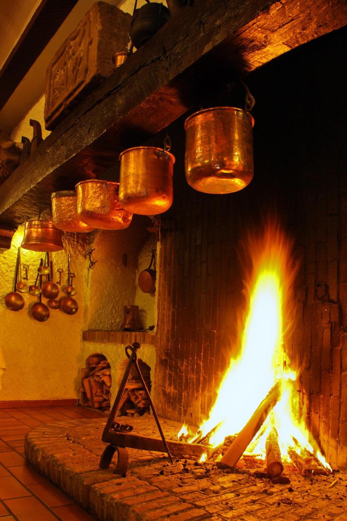 Hotel Restaurante Risco Ларедо Екстер'єр фото