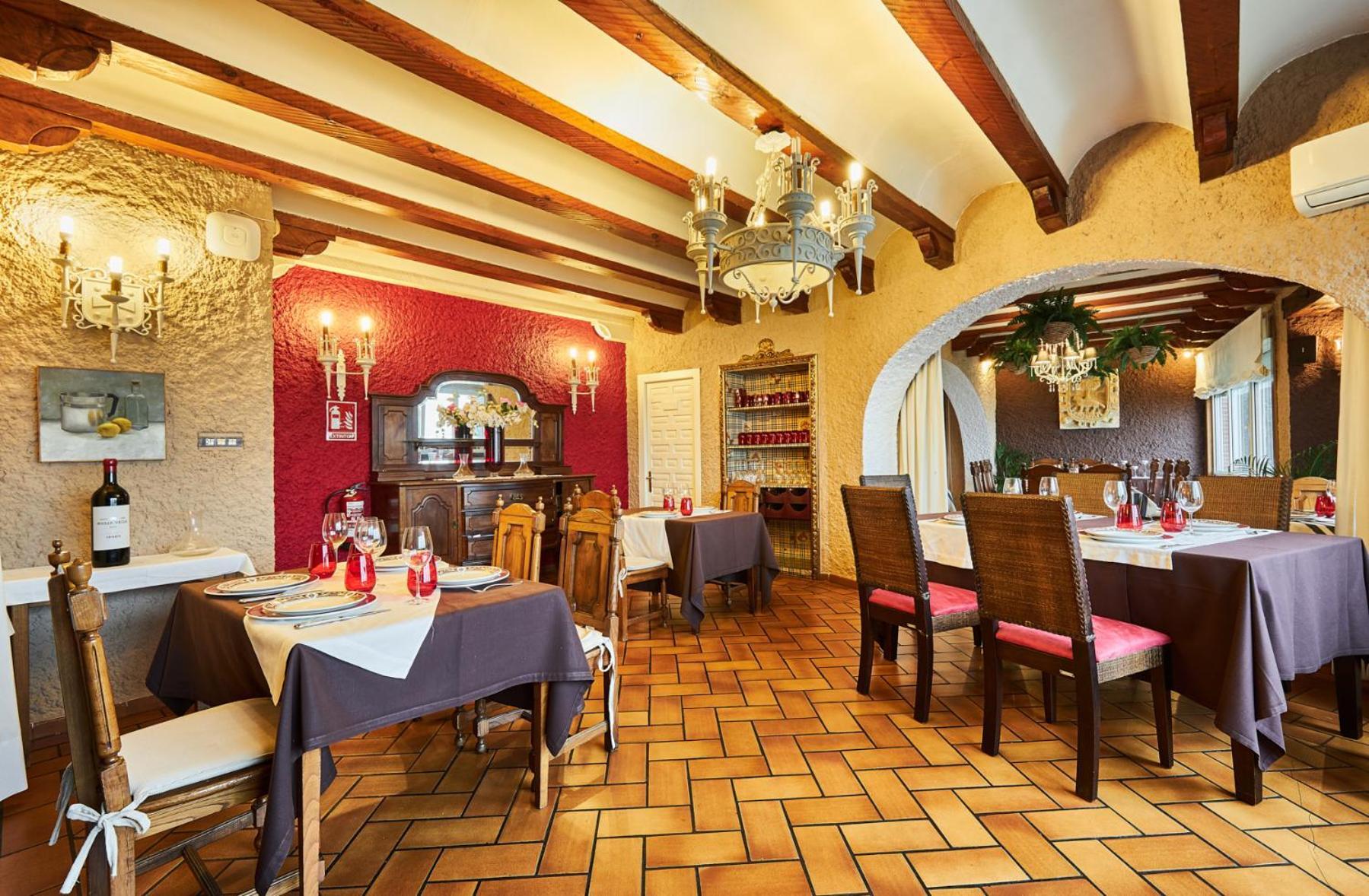 Hotel Restaurante Risco Ларедо Екстер'єр фото
