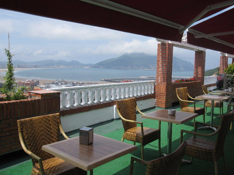 Hotel Restaurante Risco Ларедо Екстер'єр фото